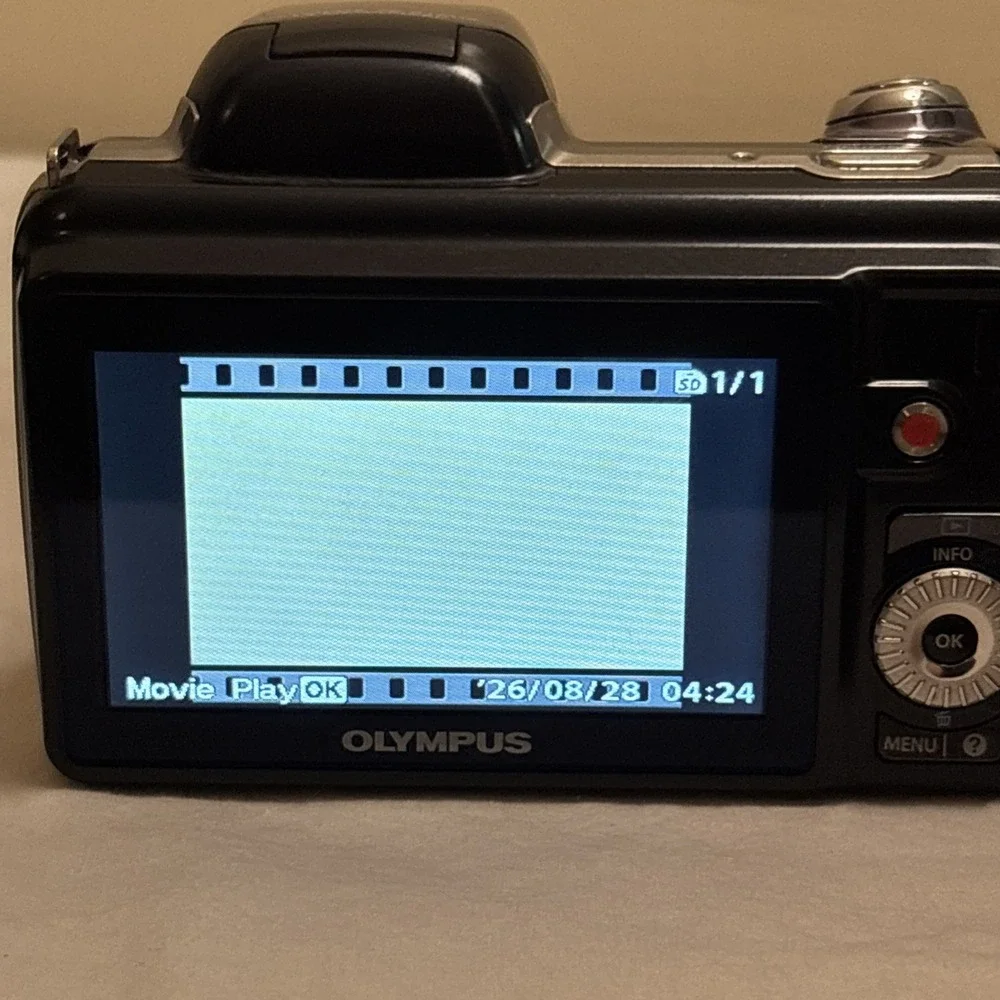 OLYMPUS SP-810UZ 14.0MP Digital Camera, Case, Battery, Charger, 4 Gb SD card